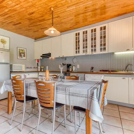 Le Chateau-ferme De Laval : Le Fournil * Sainte-Ode